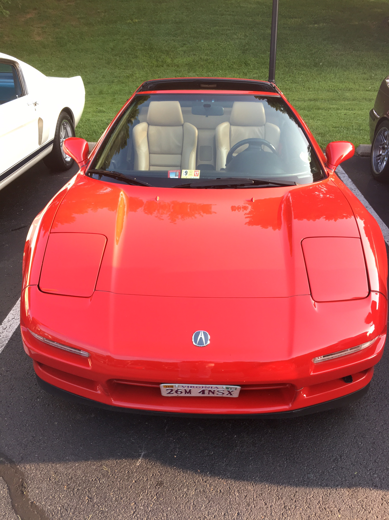 Illustration for article titled Katie's Cars & Coffee Photo Dump (with not very good photos)